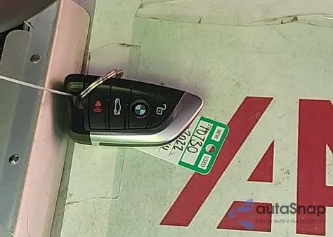 2022 BMW 430I Gran Coupe z USA, uszkodzony, nr VIN WBA63AV05NFM68694